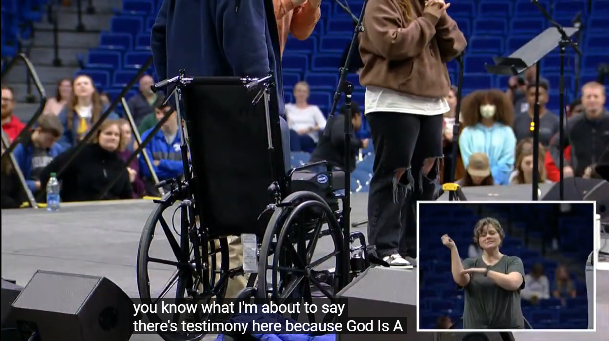 男子的輪椅。（ YouTube@Pulse影片截圖）
